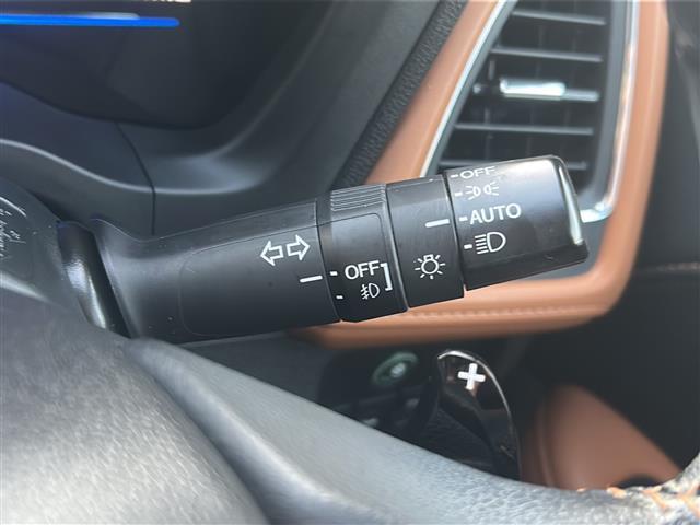 ヴェゼル ハイブリッドＺ　☆純正ナビ☆Ｂｌｕｅｔｏｏｔｈ☆バックカメラ☆フルセグテレビ☆ＥＴＣ☆シートヒーター☆純正ホイール（13枚目）