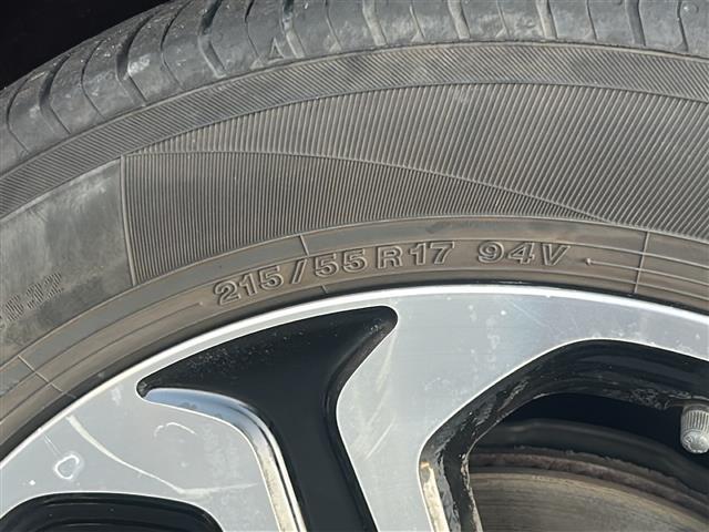 ヴェゼル ハイブリッドＺ　☆純正ナビ☆Ｂｌｕｅｔｏｏｔｈ☆バックカメラ☆フルセグテレビ☆ＥＴＣ☆シートヒーター☆純正ホイール（35枚目）