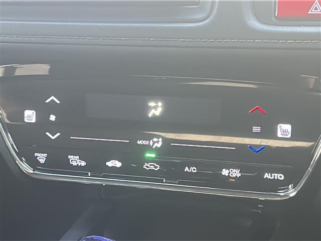 ヴェゼル ハイブリッドＸ　☆社外ナビ☆Ｂｌｕｅｔｏｏｔｈ☆バックカメラ☆フルセグテレビ☆ＥＴＣ☆シートヒーター☆純正ホイール（4枚目）