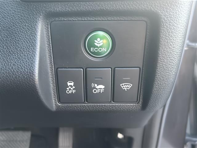 ヴェゼル ハイブリッドＸ　☆社外ナビ☆Ｂｌｕｅｔｏｏｔｈ☆バックカメラ☆フルセグテレビ☆ＥＴＣ☆シートヒーター☆純正ホイール（10枚目）