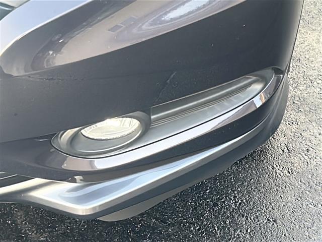 ヴェゼル ハイブリッドＸ　☆社外ナビ☆Ｂｌｕｅｔｏｏｔｈ☆バックカメラ☆フルセグテレビ☆ＥＴＣ☆シートヒーター☆純正ホイール（30枚目）