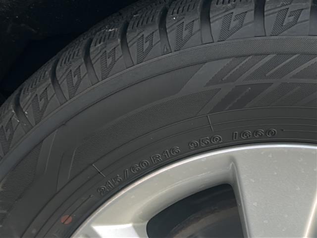 ヴェゼル ハイブリッドＸ　☆社外ナビ☆Ｂｌｕｅｔｏｏｔｈ☆バックカメラ☆フルセグテレビ☆ＥＴＣ☆シートヒーター☆純正ホイール（37枚目）