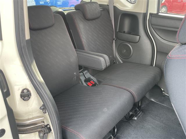 Ｎ－ＢＯＸカスタム ２トーンカラースタイル　Ｇ・Ａパッケージ　社外ナビ　両側パワースライドドア　ＥＴＣ　スマートキープッシュスタート　純正フロアマット（14枚目）