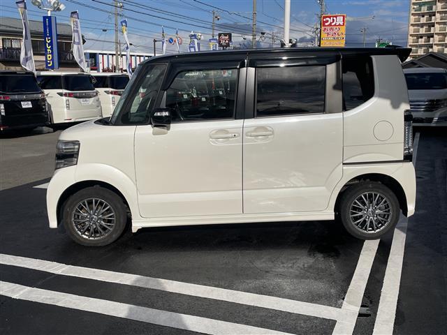 Ｎ－ＢＯＸカスタム ２トーンカラースタイル　Ｇ・Ａパッケージ　社外ナビ　両側パワースライドドア　ＥＴＣ　スマートキープッシュスタート　純正フロアマット（19枚目）
