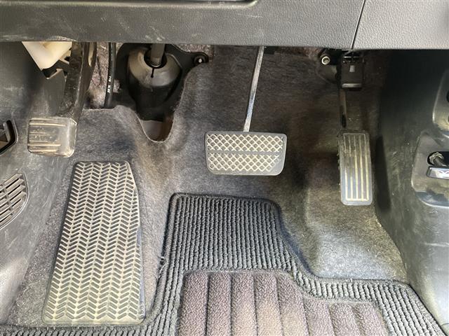 Ｎ－ＢＯＸカスタム ２トーンカラースタイル　Ｇ・Ａパッケージ　社外ナビ　両側パワースライドドア　ＥＴＣ　スマートキープッシュスタート　純正フロアマット（36枚目）