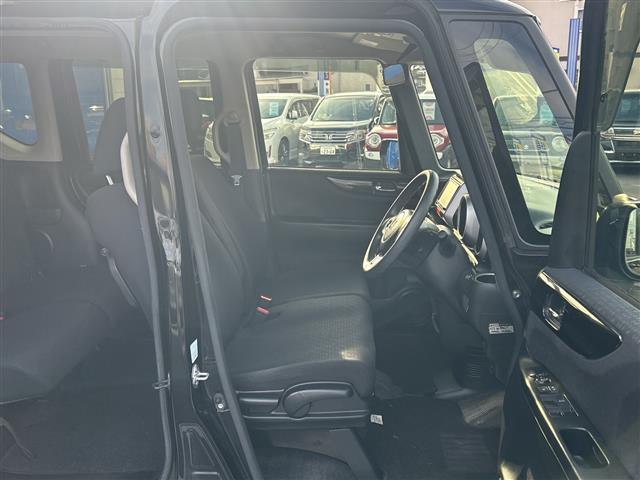 Ｎ－ＢＯＸカスタム Ｇ　ＳＳパッケージ　☆社外ナビ☆バックカメラ☆純正ＥＴＣ☆両側パワースライド☆ワンセグ☆フロアマット（14枚目）