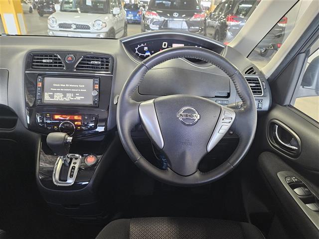 セレナ ハイウェイスター Vセレクション(5枚目)