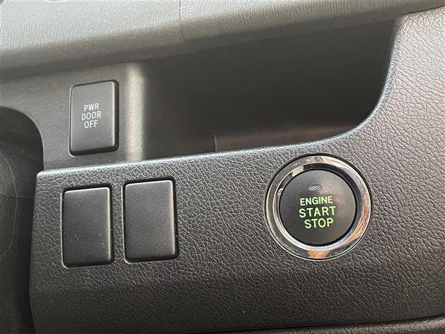 ヴォクシー ＺＳ　煌ＩＩ　純正ナビ（Ｂｌｕｅｔｏｏｔｈ、ＣＤ、ＤＶＤ）　ＥＴＣ　両側パワースライドドア　ＭＴ付ＡＴ　ステアリングリモコン　オートライト　ＩＳＯＦＩＸ（19枚目）