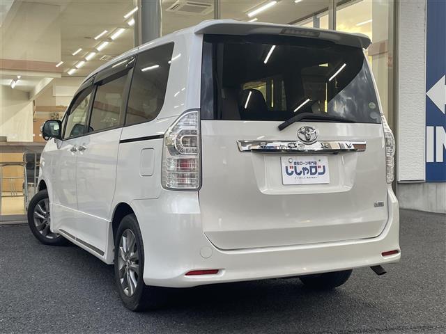 ヴォクシー ＺＳ　煌ＩＩ　純正ナビ（Ｂｌｕｅｔｏｏｔｈ、ＣＤ、ＤＶＤ）　ＥＴＣ　両側パワースライドドア　ＭＴ付ＡＴ　ステアリングリモコン　オートライト　ＩＳＯＦＩＸ（29枚目）