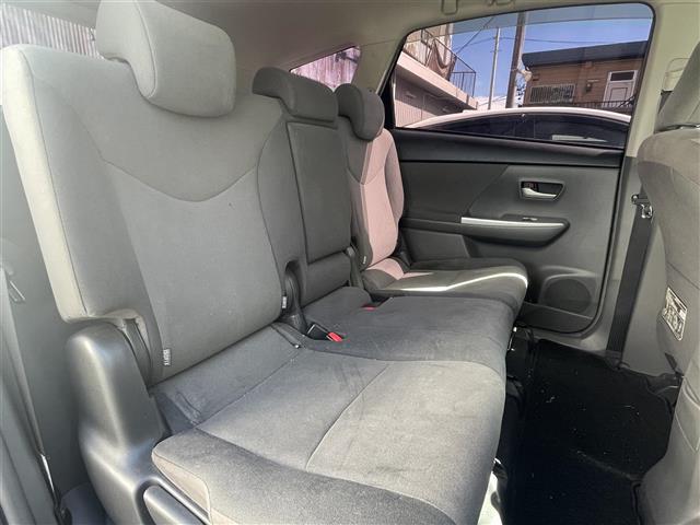 プリウスアルファ Ｓツーリングセレクション　純正ナビ　ＥＴＣ　プッシュスタート　ＩＳＯＦＩＸ　ＬＥＤライト　リバース連動ミラー（7枚目）