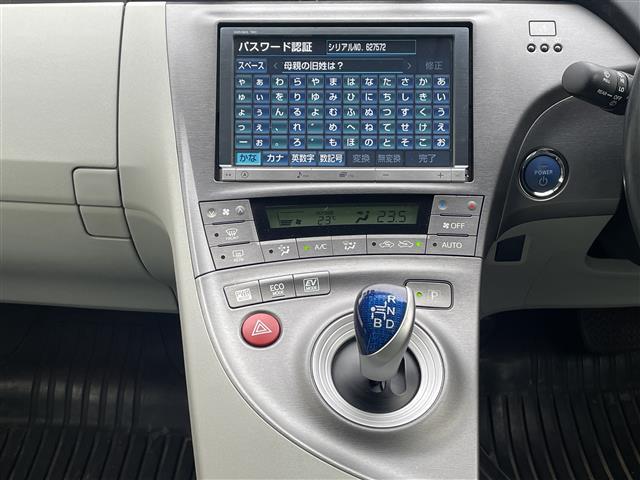 プリウス Ｇツーリングセレクション　純正ナビ　パワーシート　オートライト　ドライブレコーダー（ＳＤなし）　ビルトインＥＴＣ　プッシュスタート（8枚目）