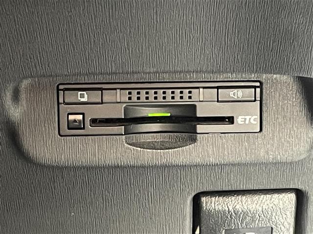 プリウス Ｓツーリングセレクション・マイコーデ　ディーラーオプションナビ　Ｂｌｕｅｔｏｏｔｈ接続　ＤＶＤ　フルセグテレビ　ビルトインＥＴＣ　プッシュスタート　バックカメラ　オートライト　ＩＳＯＦＩＸ（15枚目）