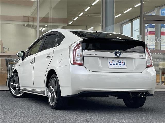 プリウス Ｓツーリングセレクション・マイコーデ　ディーラーオプションナビ　Ｂｌｕｅｔｏｏｔｈ接続　ＤＶＤ　フルセグテレビ　ビルトインＥＴＣ　プッシュスタート　バックカメラ　オートライト　ＩＳＯＦＩＸ（19枚目）