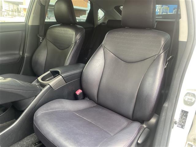 プリウス Sツーリングセレクション・マイコーデ 純正ナビ フルセグテレビ バックカメラ ステアリングリモコン ドライブレコーダー 社外レーダー コーナーセンサー LEDヘッドライト Bluetooth接続(5枚目)