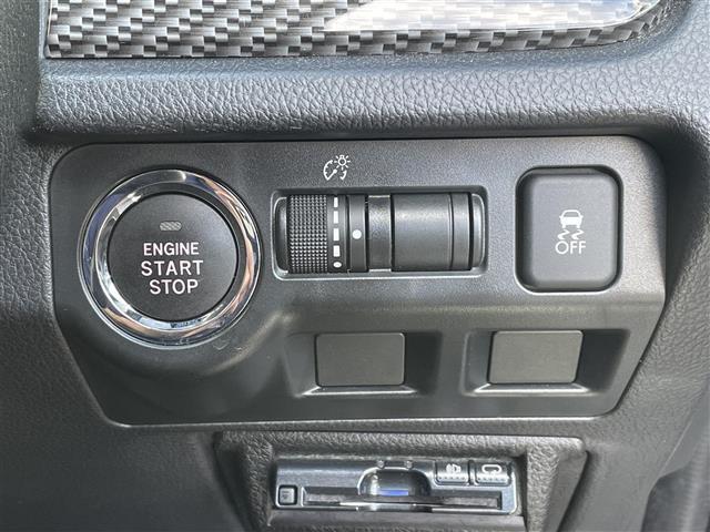 フォレスター S-リミテッド 純正ナビ 4WD アダプティブクルーズコントロール レーンキープアシスト 衝突軽減ブレーキ シートヒーター パワーシート アイドリングストップ オートライト フォグランプ パドルシフト(13枚目)
