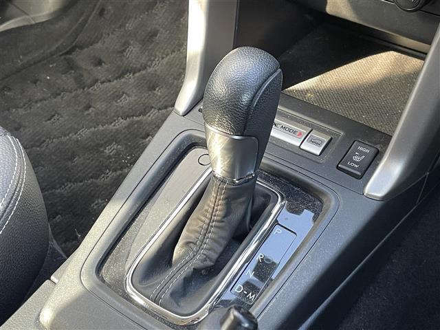 フォレスター S-リミテッド 純正ナビ 4WD アダプティブクルーズコントロール レーンキープアシスト 衝突軽減ブレーキ シートヒーター パワーシート アイドリングストップ オートライト フォグランプ パドルシフト(15枚目)