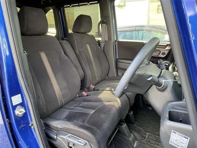 Ｎ－ＢＯＸカスタム Ｇ・Ｌホンダセンシング　純正ナビ　左側パワースライドドア　アダプティブクルーズコントロール　レーンキープアシスト　衝突軽減ブレーキ　先行車発進お知らせ　標識認識機能　オートライト　フォグランプ　ＥＴＣ（3枚目）