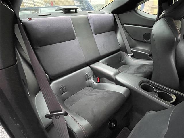 86 GTリミテッド モデリスタフルエアロ 純正17インチアルミ 純正SDナビ フルセグTV Bluetooth バックカメラ スマートキー2個 前席シートヒーター ハーフレザーシート サイドカーテンエアバッグ(4枚目)