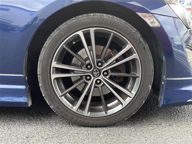 86 GTリミテッド モデリスタフルエアロ 純正17インチアルミ 純正SDナビ フルセグTV Bluetooth バックカメラ スマートキー2個 前席シートヒーター ハーフレザーシート サイドカーテンエアバッグ(15枚目)