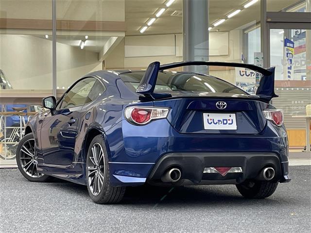 86 GTリミテッド モデリスタフルエアロ 純正17インチアルミ 純正SDナビ フルセグTV Bluetooth バックカメラ スマートキー2個 前席シートヒーター ハーフレザーシート サイドカーテンエアバッグ(17枚目)