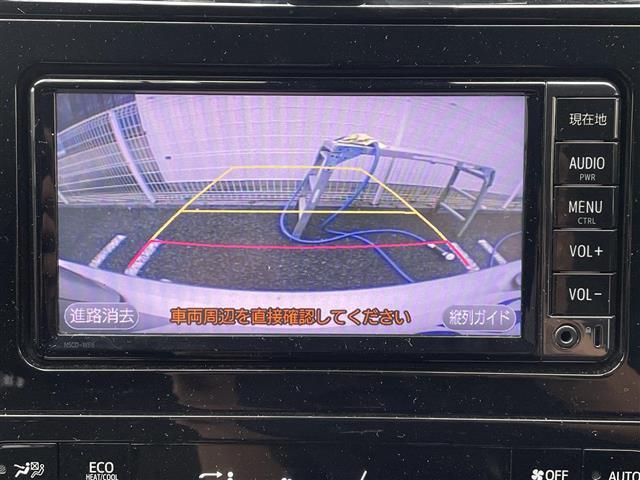 プリウス Sセーフティプラス ヘッドアップディスプレイ ACC 衝突被害軽減ブレーキ 車線逸脱抑制 純正ナビ Bluetooth バックカメラ LEDヘッドライト オートマチックハイビーム(8枚目)