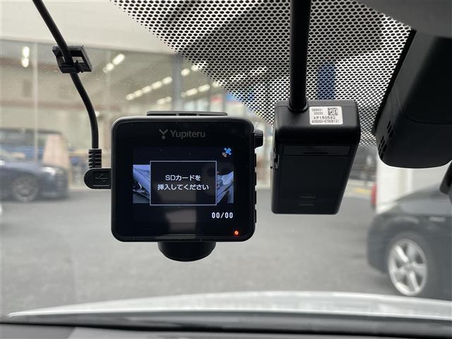 プリウス Sセーフティプラス ヘッドアップディスプレイ ACC 衝突被害軽減ブレーキ 車線逸脱抑制 純正ナビ Bluetooth バックカメラ LEDヘッドライト オートマチックハイビーム(16枚目)