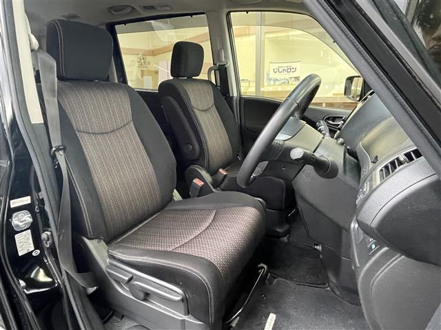 セレナ ハイウェイスター　Ｓ－ハイブリッド　純正ナビ　クルーズコントロール　エマージェンシーブレーキ　アラウンドビューモニター　両側パワースライドドア　レーンキープアシスト　純正フリップダウンモニター　オートライト　フォグランプ　電動格納ミラー（3枚目）