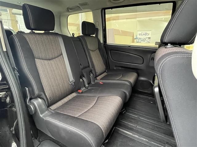 セレナ ハイウェイスター　Ｓ－ハイブリッド　純正ナビ　クルーズコントロール　エマージェンシーブレーキ　アラウンドビューモニター　両側パワースライドドア　レーンキープアシスト　純正フリップダウンモニター　オートライト　フォグランプ　電動格納ミラー（4枚目）