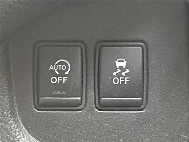 セレナ ハイウェイスター　Ｓ－ハイブリッド　純正ナビ　クルーズコントロール　エマージェンシーブレーキ　アラウンドビューモニター　両側パワースライドドア　レーンキープアシスト　純正フリップダウンモニター　オートライト　フォグランプ　電動格納ミラー（18枚目）