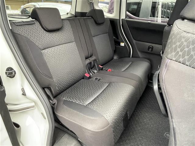 ソリオバンディット ハイブリッドＳＶ　フルハイブリッド　衝突軽減ブレーキ　車線逸脱警報　純正ナビ　フルセグＴＶ　Ｂｌｕｅｔｏｏｔｈ　ＨＤＭＩ　ＤＶＤ　バックカメラ　ドラレコ　シートヒーター　ＬＥＤヘッドライト　スマートキー２個（4枚目）