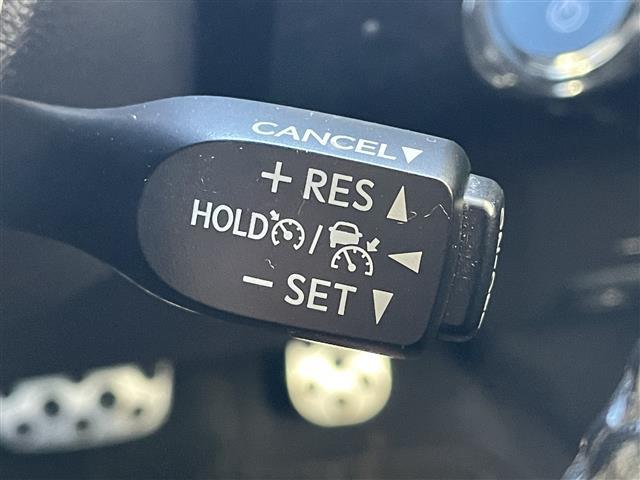 プリウス Sセーフティプラス エアロパーツ 17インチAW 9インチナビ フルセグTV DVD HDMI Bluetooth ヘッドアップディスプレイ レーダークルーズ 車線逸脱抑制(12枚目)