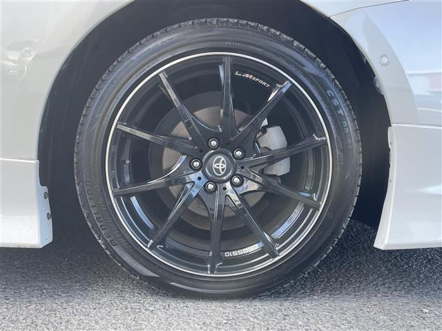 プリウス Sセーフティプラス エアロパーツ 17インチAW 9インチナビ フルセグTV DVD HDMI Bluetooth ヘッドアップディスプレイ レーダークルーズ 車線逸脱抑制(24枚目)