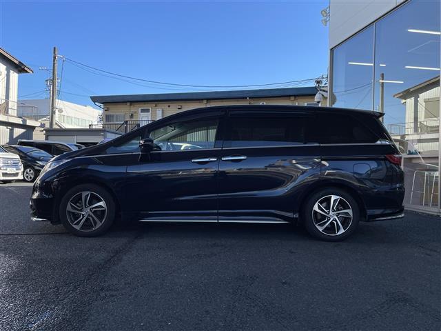 オデッセイ アブソルート　純正ナビ　左側パワースライドドア　衝突軽減ブレーキ　クルーズコントロール　アイドリングストップ　バックカメラ　オートライト　フォグランプ　パドルシフト　電動格納ミラー　ＥＴＣ（21枚目）