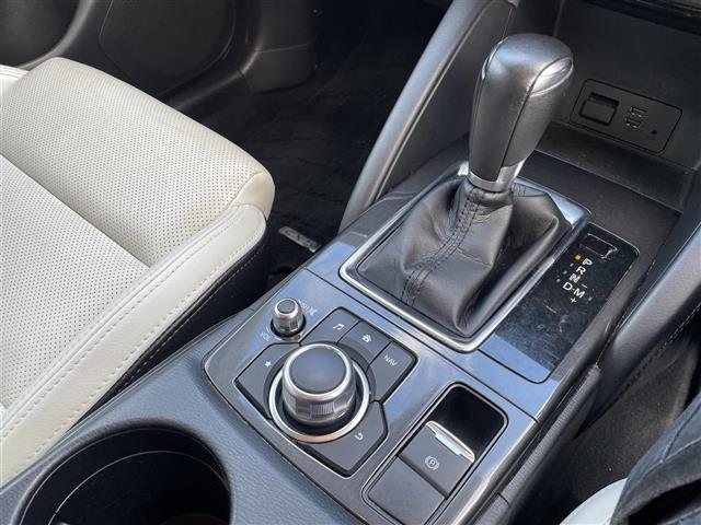 ＣＸ－５ ＸＤ　Ｌパッケージ　純正ＳＤナビ／Ｂｌｕｅｔｏｏｔｈ／ＣＤ／ＤＶＤ／フルセグＴＶ／ＵＳＢ／ＡＵＸ　バックカメラ　ＥＴＣ　前後ドライブレコーダー　ブラインドスポットモニター　衝突軽減ブレーキ　レーンキープアシスト（10枚目）