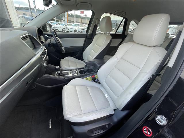 ＣＸ－５ ＸＤ　Ｌパッケージ　純正ＳＤナビ／Ｂｌｕｅｔｏｏｔｈ／ＣＤ／ＤＶＤ／フルセグＴＶ／ＵＳＢ／ＡＵＸ　バックカメラ　ＥＴＣ　前後ドライブレコーダー　ブラインドスポットモニター　衝突軽減ブレーキ　レーンキープアシスト（20枚目）