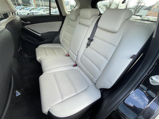 ＣＸ－５ ＸＤ　Ｌパッケージ　純正ＳＤナビ／Ｂｌｕｅｔｏｏｔｈ／ＣＤ／ＤＶＤ／フルセグＴＶ／ＵＳＢ／ＡＵＸ　バックカメラ　ＥＴＣ　前後ドライブレコーダー　ブラインドスポットモニター　衝突軽減ブレーキ　レーンキープアシスト（21枚目）