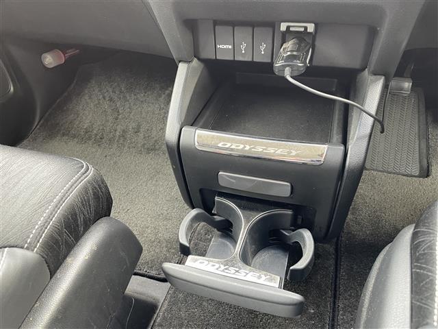 オデッセイ アブソルート・ＥＸ　純正ナビ／Ｂｌｕｅｔｏｏｔｈ／ＵＳＢ／ＣＤ　バックカメラ　ＥＴＣ　衝突軽減ブレーキ　両側パワースライドドア　ドライブレコーダー　運転席パワーシート　オートライト　ＨＩＤ（8枚目）