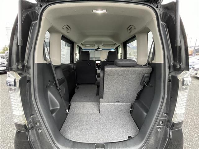 N-BOXカスタム G SSパッケージ 純正ナビ/Bluetooth/フルセグTV/CD/DVD バックカメラ ETC 両側パワースライドドア 衝突軽減 スマートキー プッシュエンジンスタート HID オートライト 純正フロアマット(18枚目)