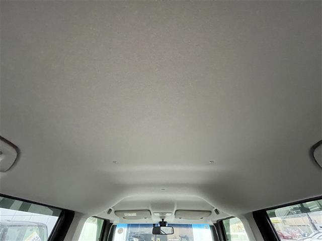 N-BOXカスタム G SSパッケージ 純正ナビ/Bluetooth/フルセグTV/CD/DVD バックカメラ ETC 両側パワースライドドア 衝突軽減 スマートキー プッシュエンジンスタート HID オートライト 純正フロアマット(20枚目)