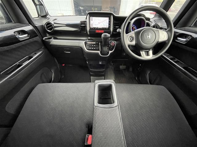 N-BOXカスタム G SSパッケージ 純正ナビ/Bluetooth/フルセグTV/CD/DVD バックカメラ ETC 両側パワースライドドア 衝突軽減 スマートキー プッシュエンジンスタート HID オートライト 純正フロアマット(31枚目)
