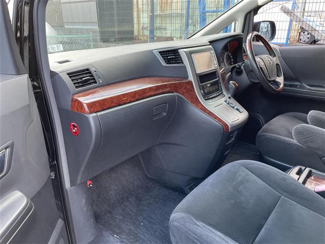 ヴェルファイア 2.4Z プラチナセレクションII(11枚目)