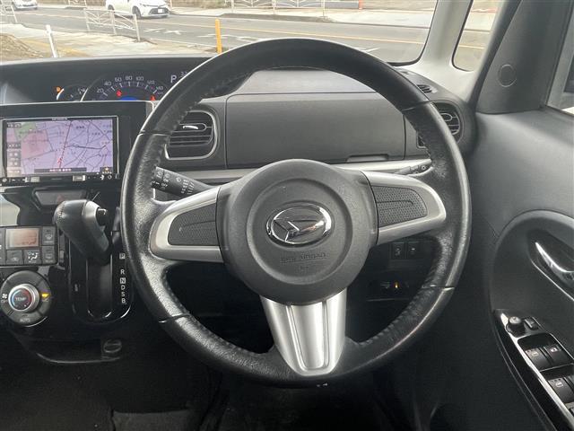 タント カスタムＲＳ　ＳＡ　社外ナビ／Ｂｌｕｅｔｏｏｔｈ／フルセグＴＶ／ＣＤ／ＤＶＤ　バックカメラ　ＥＴＣ　両側パワースライドドア　衝突軽減警告　横すべり防止　スマートキー　前方ドライブレコーダー　オートライト（12枚目）