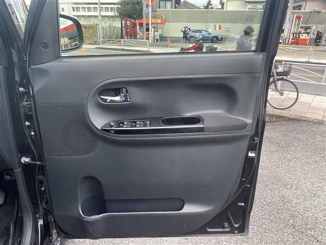 タント カスタムＲＳ　ＳＡ　社外ナビ／Ｂｌｕｅｔｏｏｔｈ／フルセグＴＶ／ＣＤ／ＤＶＤ　バックカメラ　ＥＴＣ　両側パワースライドドア　衝突軽減警告　横すべり防止　スマートキー　前方ドライブレコーダー　オートライト（21枚目）