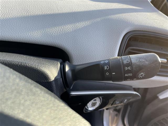 プリウス Ｓセーフティプラス　衝突軽減／ＨＵＤ／純正ナビ／ドラレコ／ＥＴＣ（15枚目）