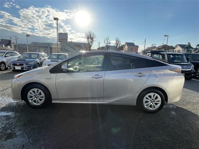 プリウス Ｓセーフティプラス　衝突軽減／ＨＵＤ／純正ナビ／ドラレコ／ＥＴＣ（28枚目）