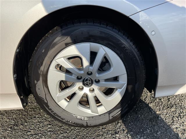 プリウス Ｓセーフティプラス　衝突軽減／ＨＵＤ／純正ナビ／ドラレコ／ＥＴＣ（30枚目）