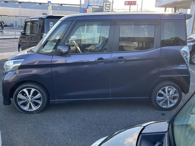 デイズルークス ハイウェイスター　ターボ　純正ナビ，両側パワスラ，ＢＴ，ＥＴＣ，全方位カメラ搭載、ＤＶＤ再生機能（8枚目）