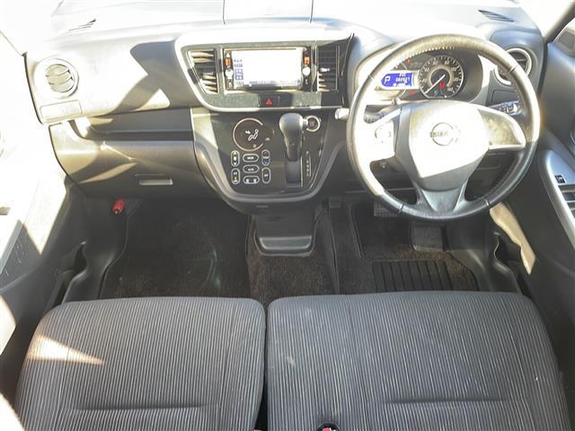 デイズルークス ハイウェイスター　ターボ　純正ナビ，両側パワスラ，ＢＴ，ＥＴＣ，全方位カメラ搭載、ＤＶＤ再生機能（11枚目）