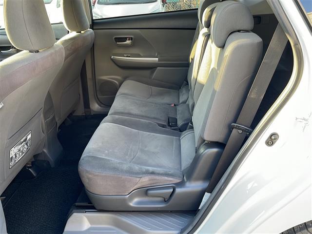 プリウスアルファ Ｓ　メモリナビ／フルセグテレビ／バックカメラ／ＥＴＣ／Ｂｌｕｅｔｏｏｔｈ接続／ＤＶＤ再生機能（30枚目）