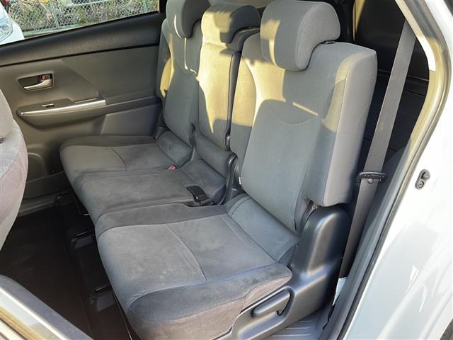 プリウスアルファ Ｓ　メモリナビ／フルセグテレビ／バックカメラ／ＥＴＣ／Ｂｌｕｅｔｏｏｔｈ接続／ＤＶＤ再生機能（31枚目）